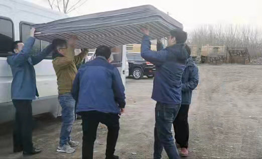 齊心協(xié)力，整理物資準(zhǔn)備出發(fā)