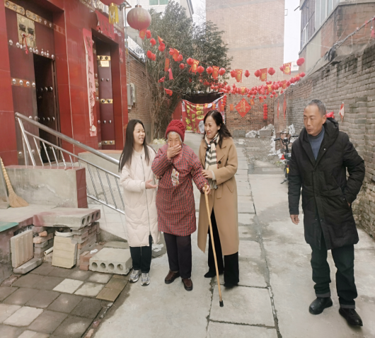 瑟瑟冬日 暖暖溫情——公司黨委、工會(huì)開展“送溫暖、送祝福”活動(dòng)